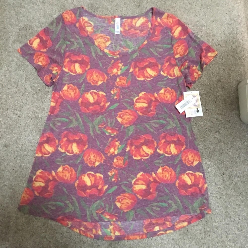 SALE 🎉 LuLaRoe Classic Tee XL NWT